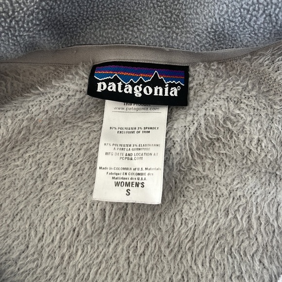 Women’s size small grey Patagonia jacket - Picture 3 of 4